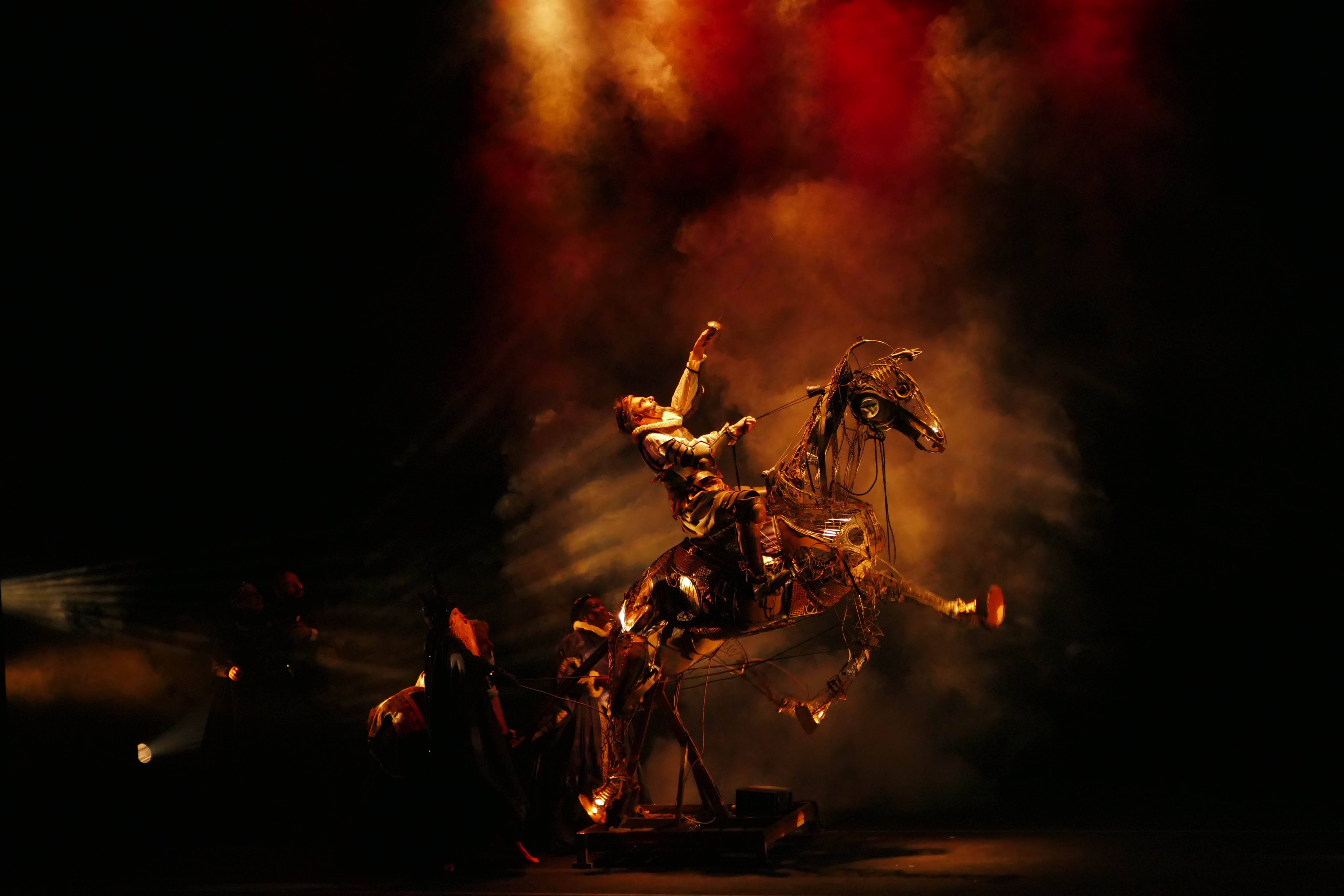 Théâtre de la Mezzanine Don Quichotte. Foto ©Jean-François Chastria