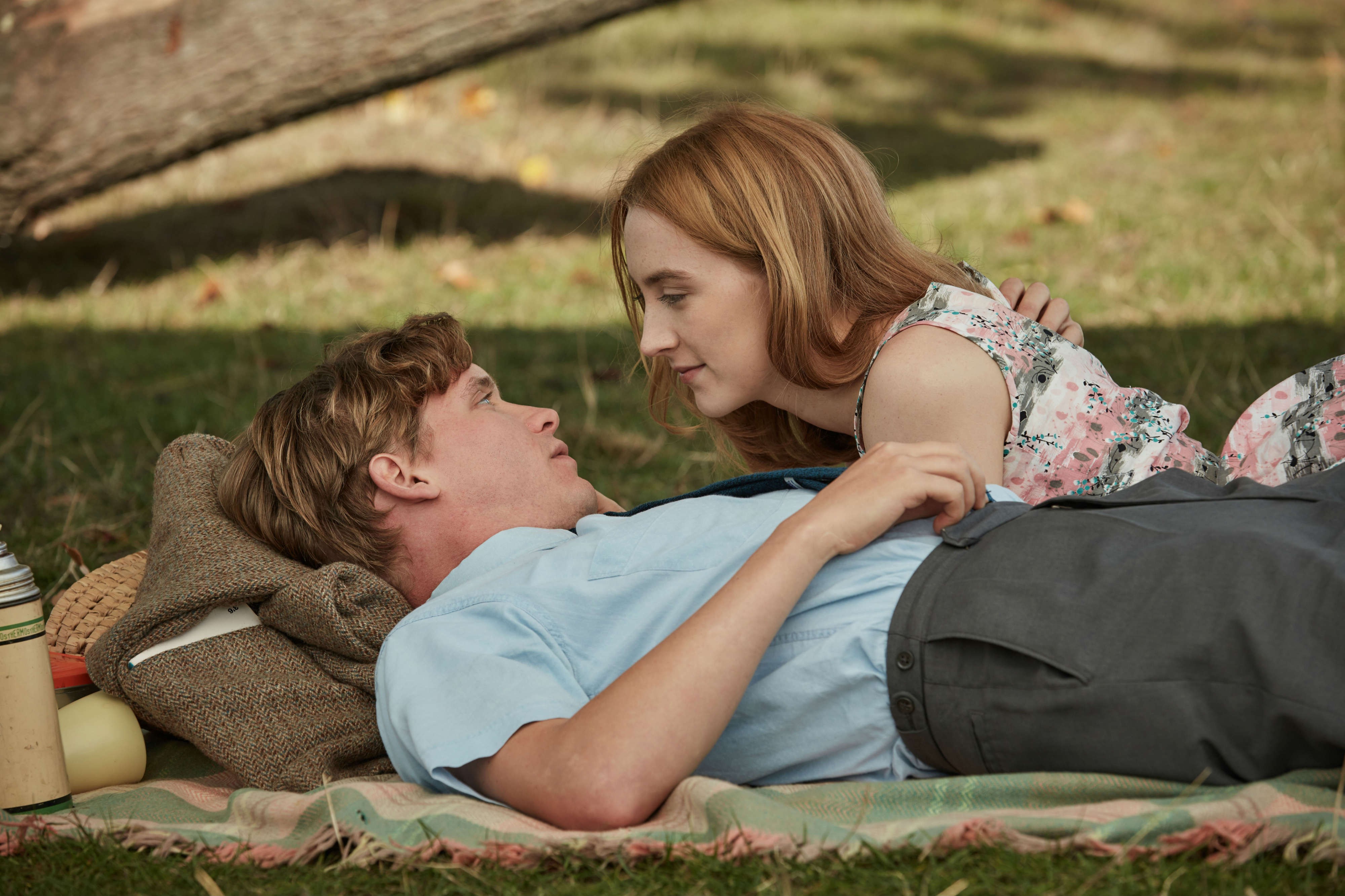 on_chesil_beach_billy_howle_saoirse_ronan_credit_robert_vig