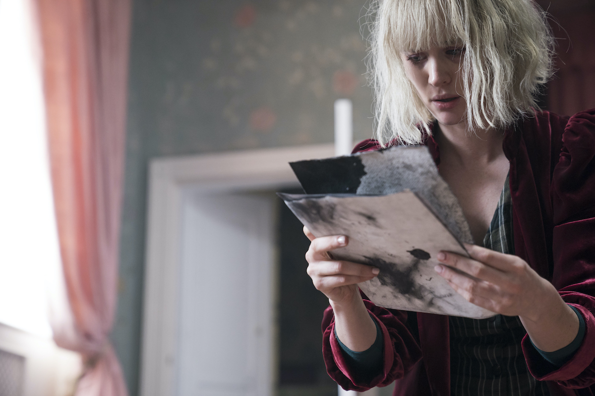 Mackenzie Davis as Kate Mandell in "The Turning," directed by Floria Sigismondi.